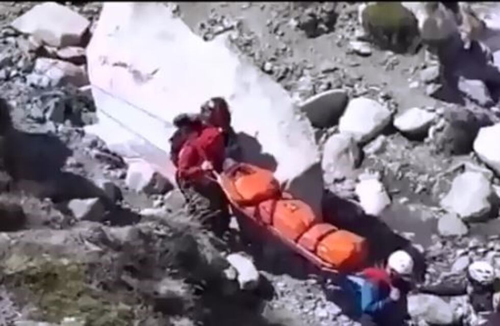 El Chalten: rescataron con éxito a una turista holandesa accidentada
