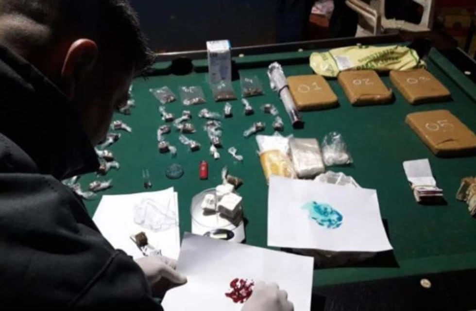Andresito: irá a juicio por prostituir a sus hijas en un pool que funcionaba como kiosco narco