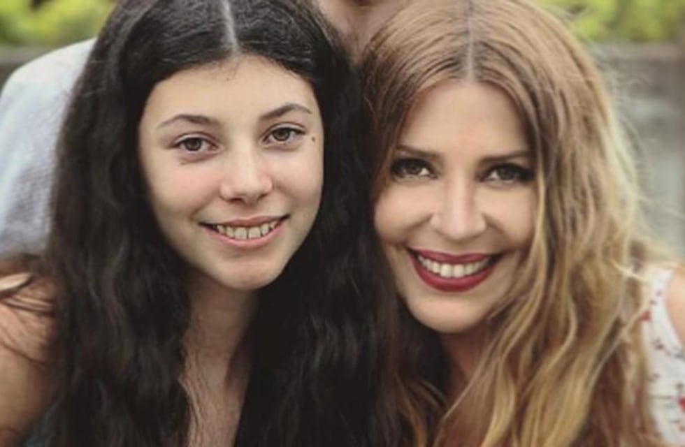 La carta de Mónica Ayos a su hija: "Siempre te mostré las dos caras de la moneda"