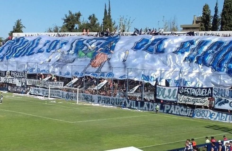 Independiente Rivadavia cumple 105 años y los hinchas ya comenzaron los festejos