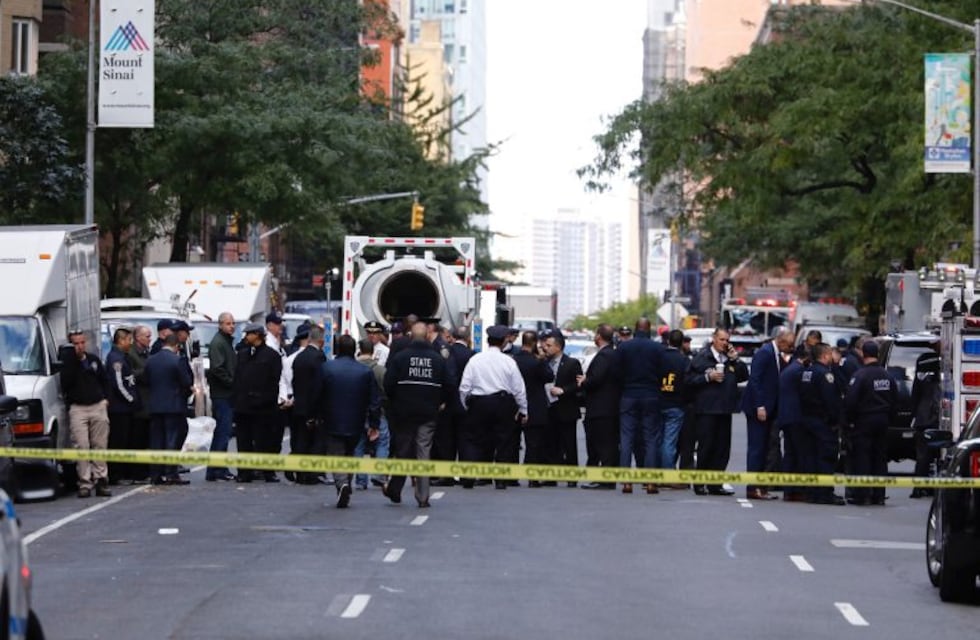 Evacuaron la sede de la CNN en Nueva York por un paquete sospechoso