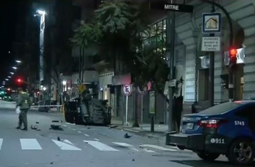 Múltiple choque y vuelco en Callao y Mitre: hubo demoras y complicaciones