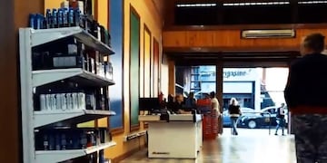 El supermercado de calle Corrientes es uno de los establecimientos adheridos\u002E (AEC)