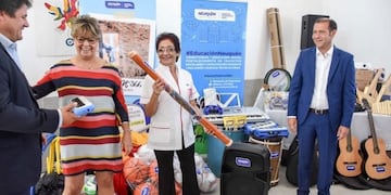 Gutiérrez dijo que en su gestión se va invirtiendo casi 2 millones de pesos en Educación\u002E