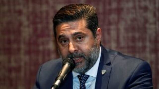 MON301. MONTEVIDEO (URUGUAY), 06/12/2016.- El presidente del Club Atlu00e9tico Boca Juniors de Argentina, Daniel Angelici, habla hoy, martes 6 de diciembre de 2016, durante la Asamblea General de la Liga Sudamericana de Clubes de Fu00fatbol, que se desarrolla en