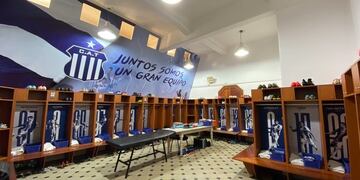 El remozado vestuario Albiazul, con frase motivadora\u002E