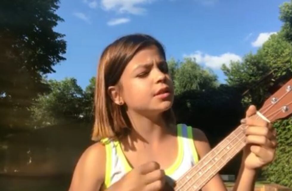La hija de Agustina Cherri y Gaston Pauls, es furor en las redes al interpretar covers
