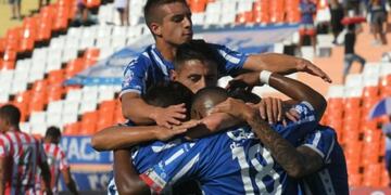 Godoy Cruz le ganó a San Martín de Tucumán