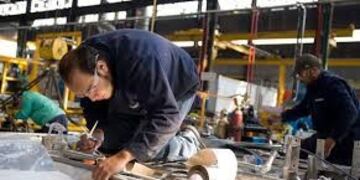 La actividad industrial mejora de a poco en la provincia