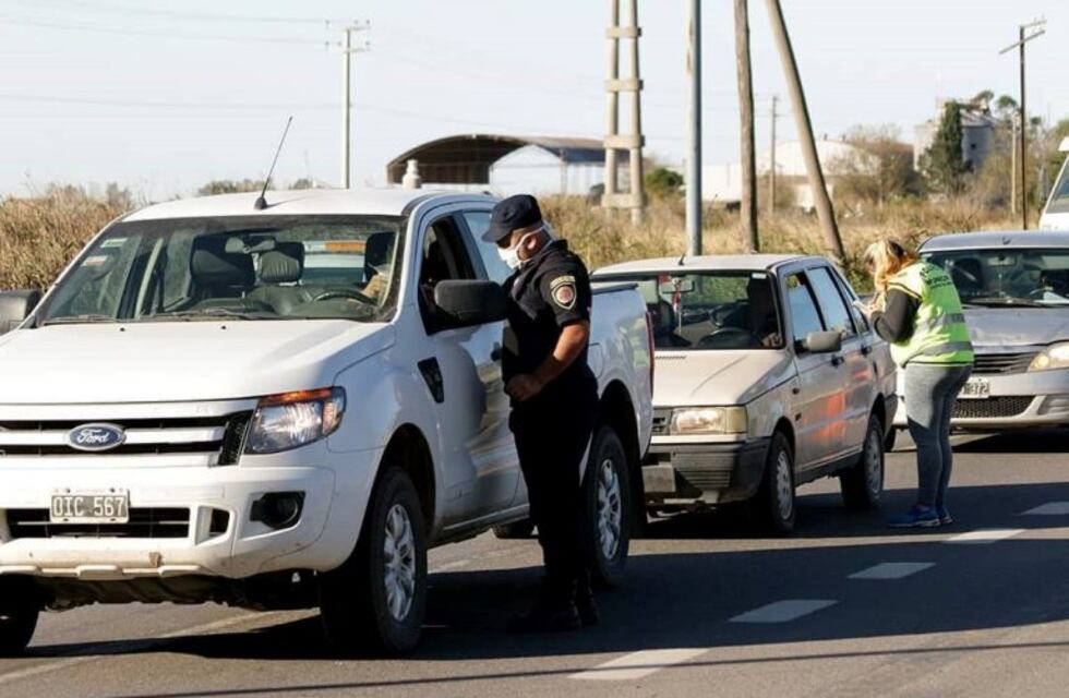 Córdoba analiza implementar un sistema de testeos vehiculares para detectar Covid-19