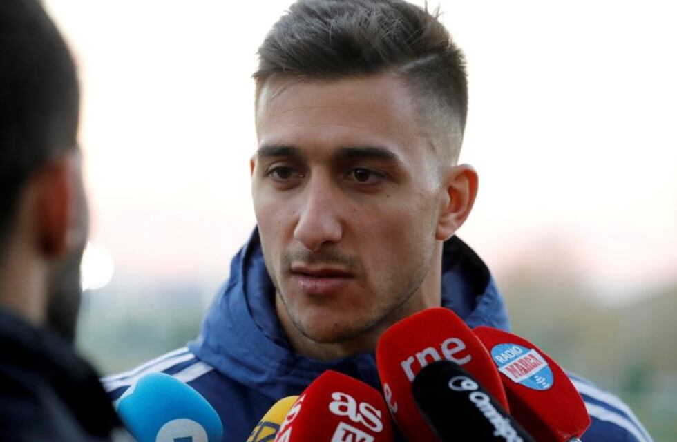 Musso, confiado: "El puesto de arquero está abierto"