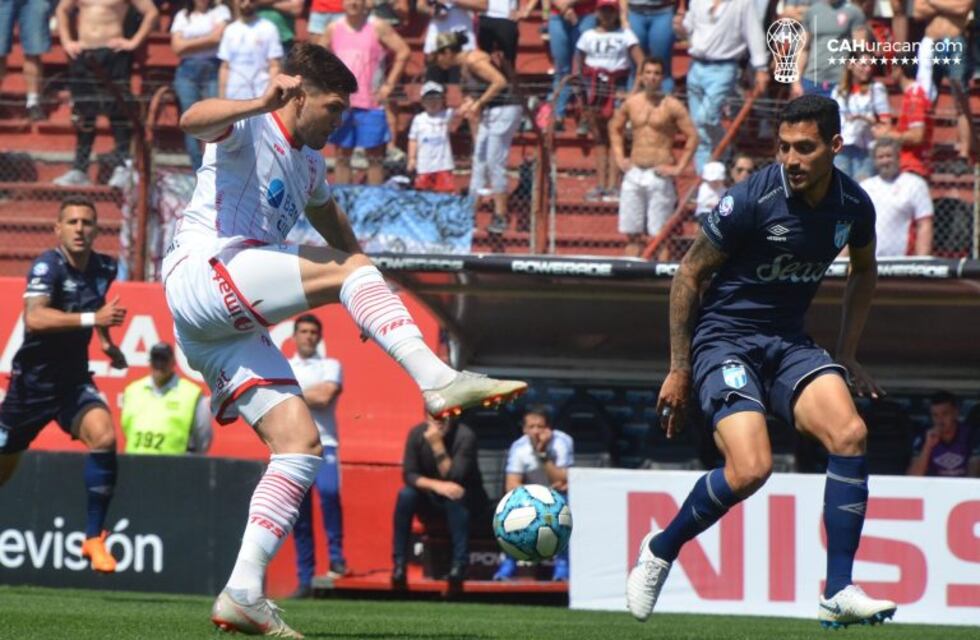 Atlético Tucumán sin jugar bien empató ante Huracán sin goles