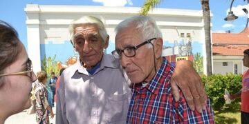 Luego de 50 años, se reencontraron dos hermanos de Santiago del Estero