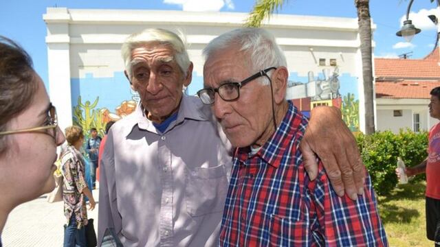 Luego de 50 años, se reencontraron dos hermanos de Santiago del Estero