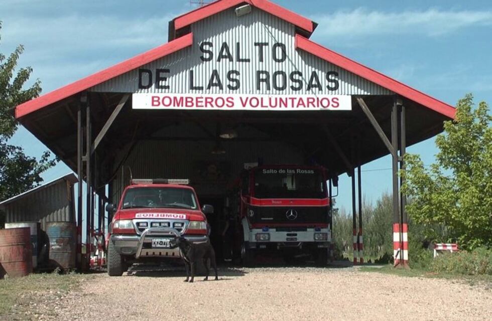 Ahora si: Bomberos Voluntarios de Salto de las Rosas recibieron un subsidio para pagar la luz