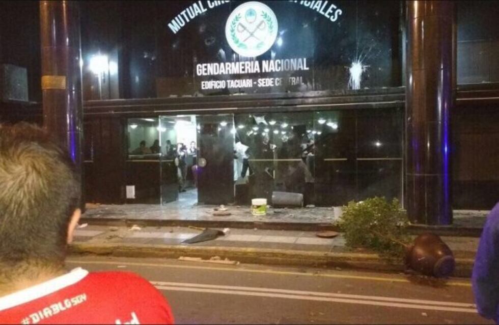 Atacaron una sede de Gendarmería en Buenos Aires
