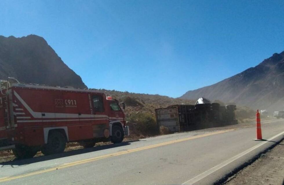 Otra vez la ruta 7 es el escenario de un trágico accidente: cuatro muertos y dos heridos