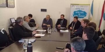 No hubo acuerdo y sigue el conflicto con el transporte público en Paraná