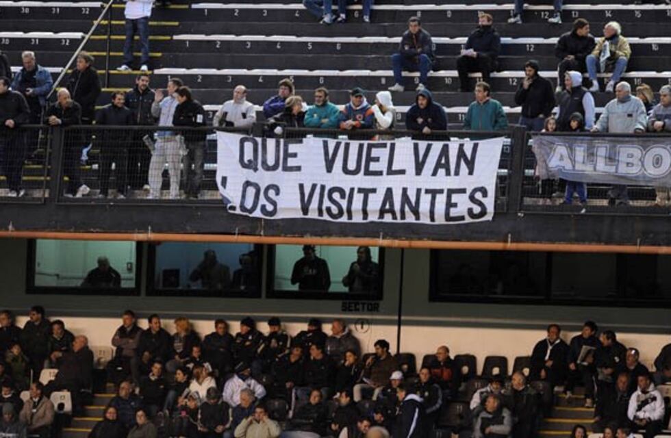 Vuelven los visitantes al fútbol argentino