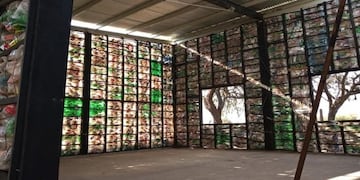 Construcción de aulas ecológicas en La Para\u002E (Municipio de La Para)