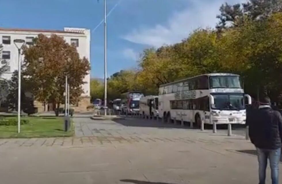 Reclamo de empresas de transporte de Turismo en Mendoza