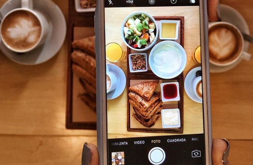 Instagramers gastronómicos: la comida entra por los ojos