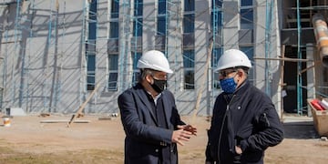 Roberto Mirabella recorrió el edificio de la Universidad Nacional de Rafaela