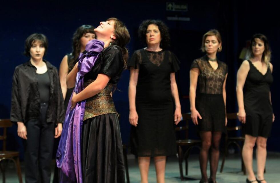 Mujerelectro, un estreno de La Cochera para agosto