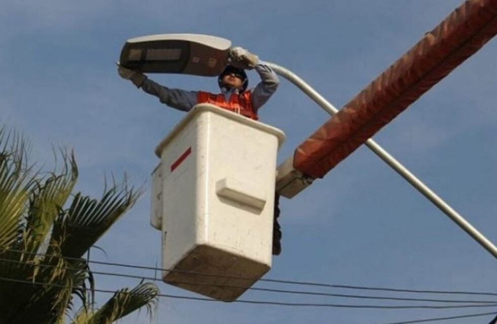 Licitan la compra de 500 lámparas led para reconversión del alumbrado