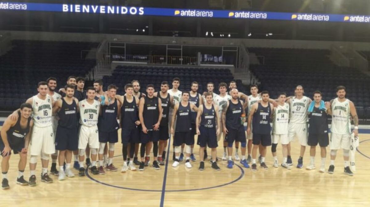 Atenas perdió con la selección de Uruguay\u002E