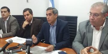 Conferencia Paredes Urquiza