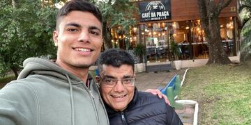 Matías Chirino y su padre.