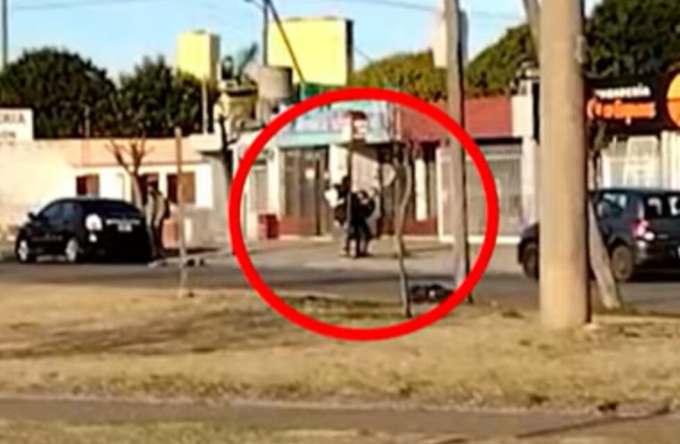 Video: grabó un arrebato en el mismo lugar en que asaltaron a su hermana, horas antes