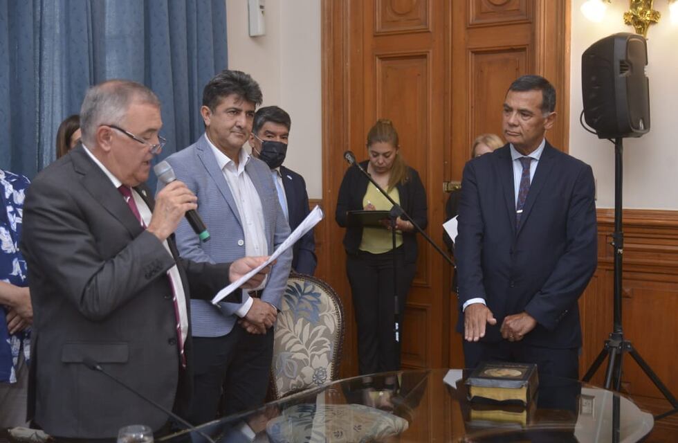 Jaldo tomó juramento a Vicente Nicastro como titular de la Secretaría de Transporte