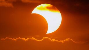 Este sábado 14 de octubre podrá apreciarse un eclipse parcial de sol.