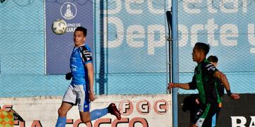 Con gol de Nahuel Cainelli, Estudiantes derrotó en Río Cuarto al puntero Nueva Chicago (Tomás Fragueiro).