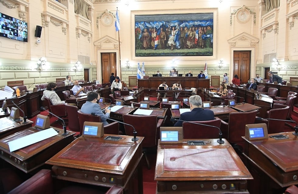 Promulgaron la Ley de Paridad en Santa Fe