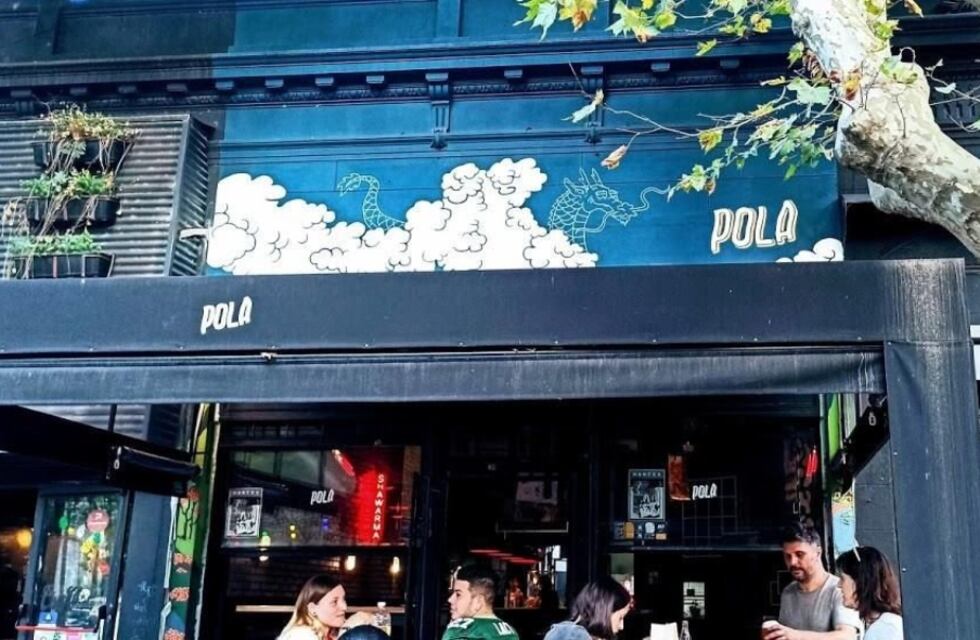 Un hombre maltrató a su perro y luego atacó a dos personas que defendieron al animal