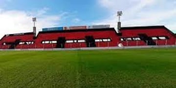 El club tiene diez días para dejar el campo de juego en condiciones.