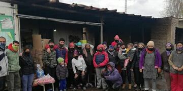 Comedor corazones felices de Guaymallén.