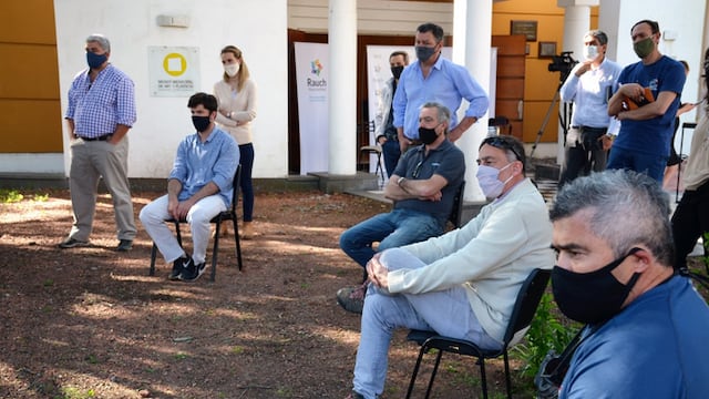 Así fue el recorrido del ministro Javier Rodriguez en Rauch