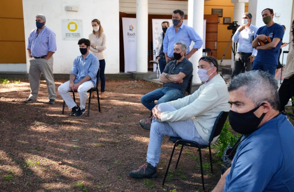 Inauguran en Rauch una chacra experimental