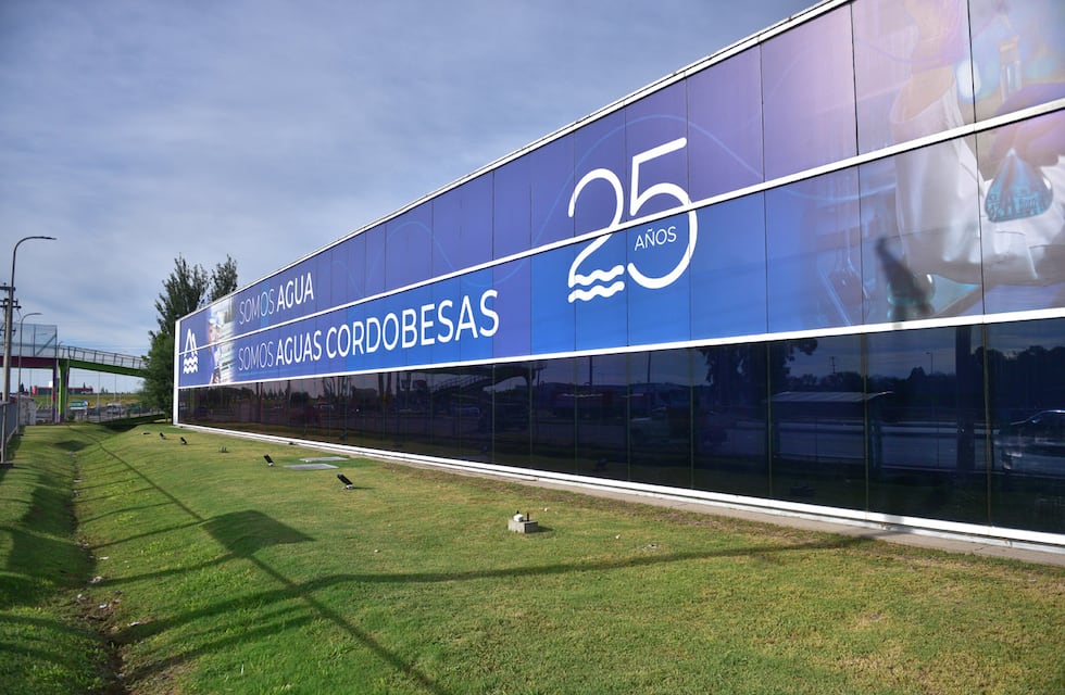 Se rompió un caño maestro de Aguas Cordobesas: cuáles son los barrios afectados