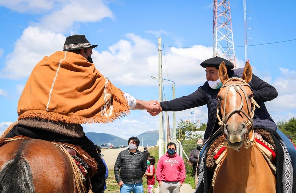 Tolhuin: se realizó la tradicional cabalgata por el “Día del Gaucho Fueguino”
