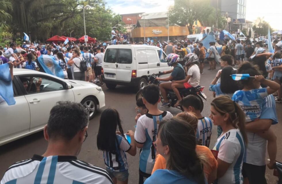 Eldorado: rompieron la vidriera de un comercio durante los festejos por el triunfo de Argentina