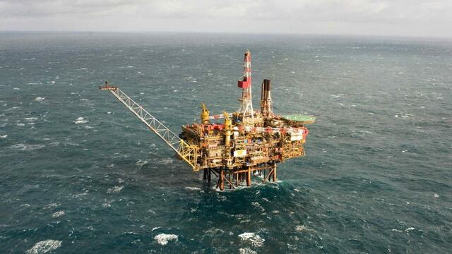 Petroleras están habilitadas para explorar en el Mar Argentino. (Reuters)