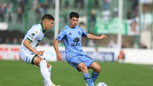 Ulises Sánchez, volante de Belgrano en el partido ante Sarmiento por la Copa de la Liga Profesional 2023. (Prensa Belgrano)