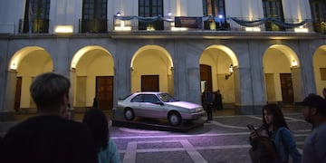 La Noche de los Museos en el Cabildo Histórico, con temática de "Volver al futuro".