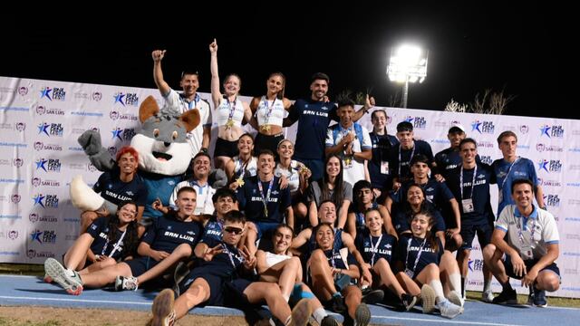 Puntanas y puntanos en los Juegos Binacionales San Luis 2022 (delegación de atletismo).