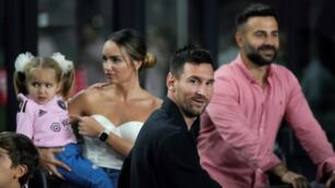 Messi vio la final del miércoles desde un palco. (AP)
